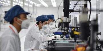 Hỗ trợ doanh nghiệp tư nhân: Lựa chọn cách tiếp cận hiệu quả