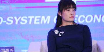 Inheritance battle with half-siblings shakes Chinese heiress Kelly Zong’s leadership at Wahaha soft-drink empire