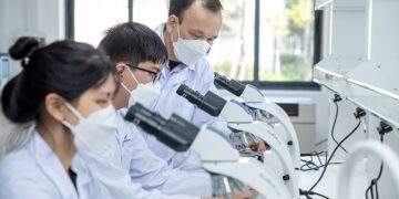Khơi thông nguồn lực phát triển khoa học và công nghệ qua hợp tác công tư