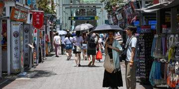 Macau property tycoon Loi Keong Kuong sells 5 Singapore houses at a loss