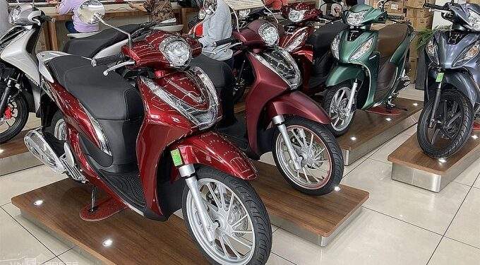 Motorbike sales rise by 6.4% in H1
