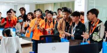 Nguồn nhân lực chuyên sâu ở đâu?