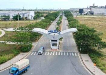 Nhà đầu tư trong KCN chuyên sâu Phú Mỹ 3 được hướng dẫn thủ tục chính quyền hai cấp