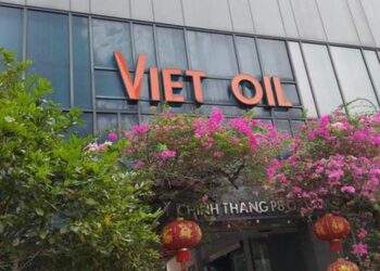 Nợ thuế 1.800 tỉ đồng, tiếp tục cưỡng chế dừng thủ tục hải quan Xuyên Việt Oil