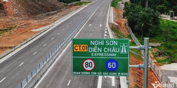 Phó Thủ tướng phê bình việc báo cáo vụ Tập đoàn Sơn Hải trượt thầu ‘rất chậm'