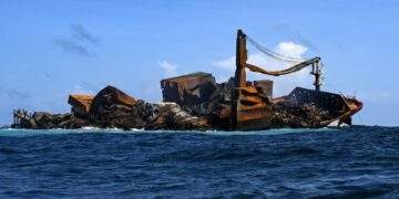 Singapore shipowner ordered to pay Sri Lanka $1B over marine disaster