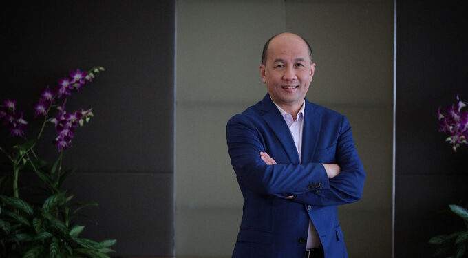 Singapore telecom group Singtel pays CEO $6.4M as company performance spikes