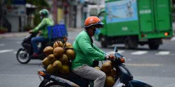 TPHCM cho tài xế vay tiền mua xe điện