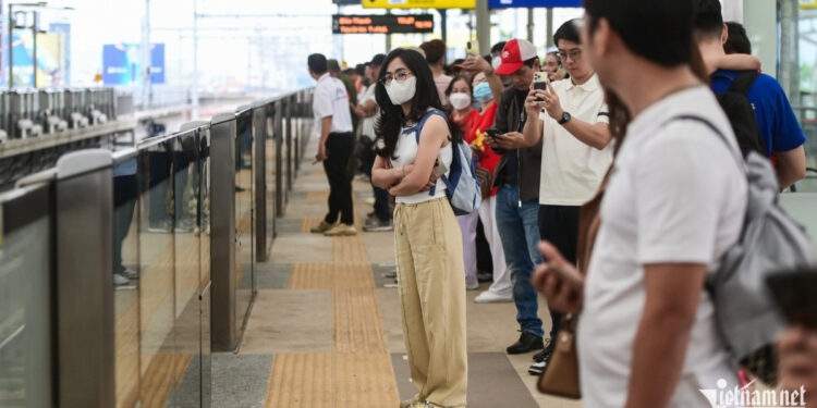 TPHCM muốn phát triển trung tâm thương mại, dịch vụ ở các nhà ga metro số 1