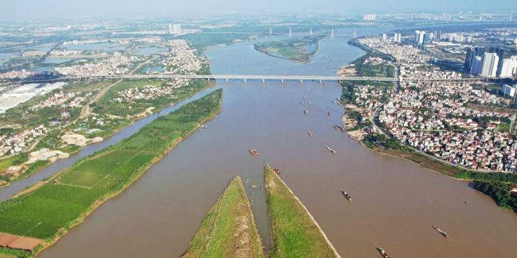 Thúc đẩy phát triển bền vững trục sông Hồng trong quy hoạch đô thị Hà Nội