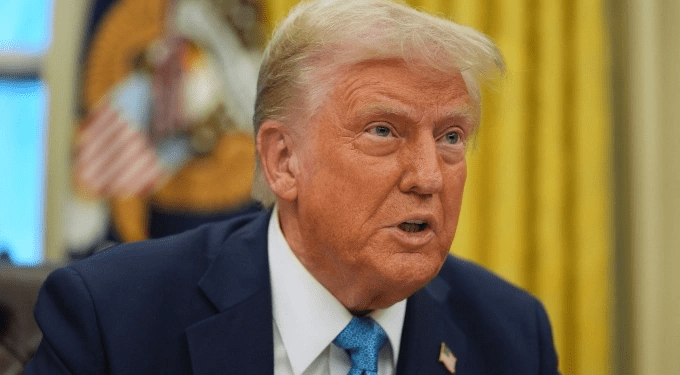Trump threatens Canada with 35% tariff rate starting August 1