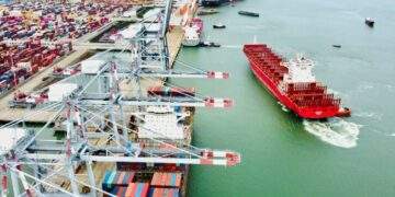 Việt Nam xuất siêu hơn 7,6 tỷ USD trong 6 tháng đầu năm