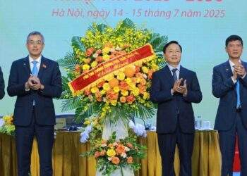 Vietnam Airlines không cạnh tranh trực tiếp về giá vé với các hãng hàng không trong nước
