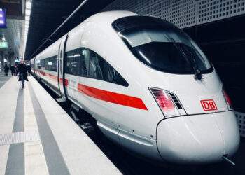 Vietnam’s richest man Pham Nhat Vuong hikes capital of railroad company VinSpeed by 150%