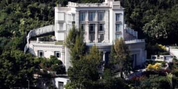 60-year Deep Water Bay mansion of Hong Kong’s richest billionaire Li Ka Shing at center of false sale claims