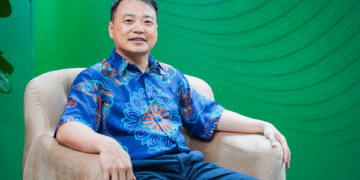"Ai cũng là một con người đạo đức cho đến khi gặp chuyện"