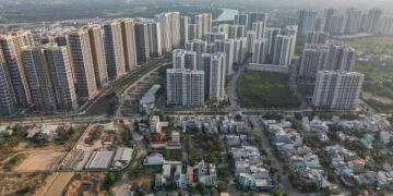 Apartment prices jump on secondary market as legal obstacles cleared in HCMC