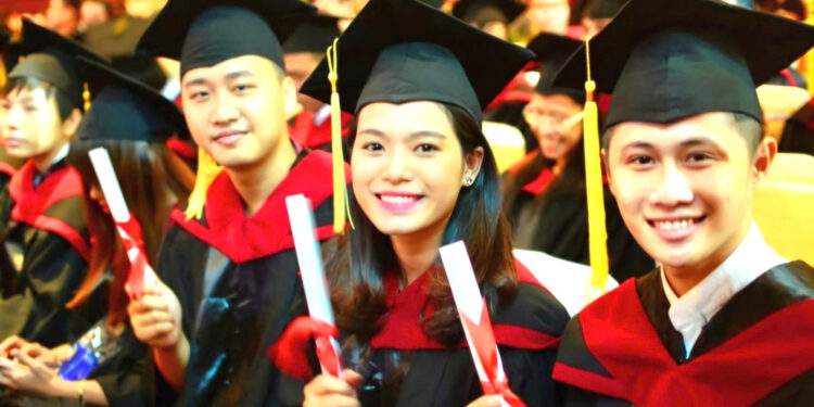 Ban hành Nghị quyết 71-NQ/TW về đột phá phát triển giáo dục và đào tạo