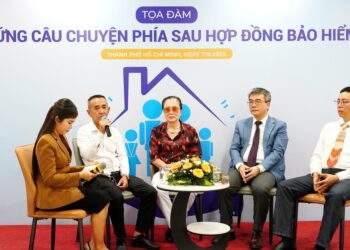Bảo hiểm nhân thọ sát cánh với khách hàng trong những lúc khó khăn nhất