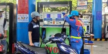 Đồng loạt đỏ sàn mở phiên đầu tuần