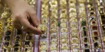 Finance ministry wants to scrap tariff on gold jewelry exports