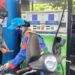 Giá xăng dầu hôm nay 13/8: Thị trường lao dốc, “nín thở” chờ đàm phán Nga