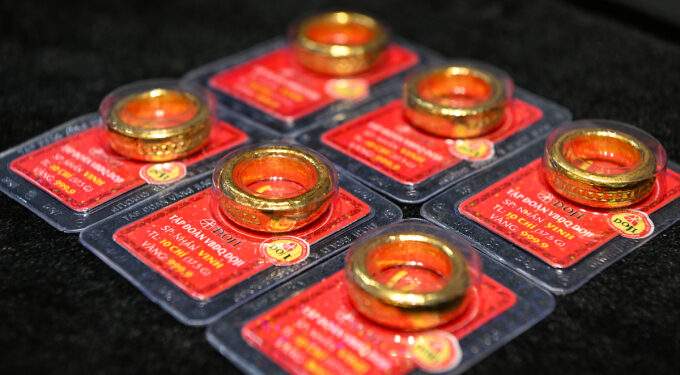 Gold ring price rises - VnExpress International