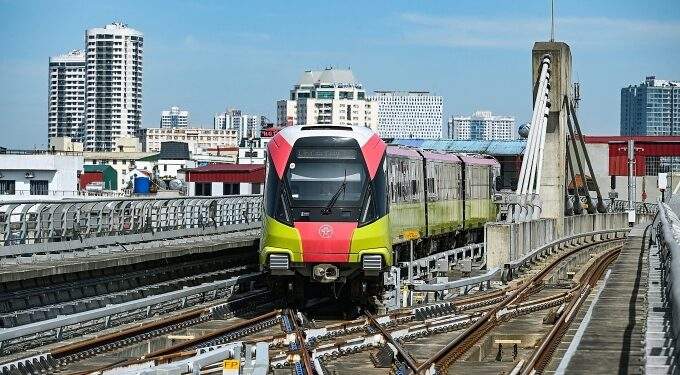 Hanoi Metro triples profit in H1