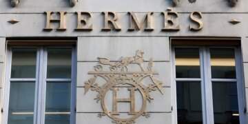 Hermès heir's missing $16B stake can't be recovered, chairman says