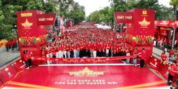 Hơn 20.000 người Vietcombank hòa nhịp “cùng Việt Nam tiến bước”