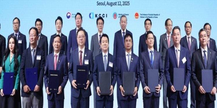 KN Holdings signs clean energy pact with Samsung C&T