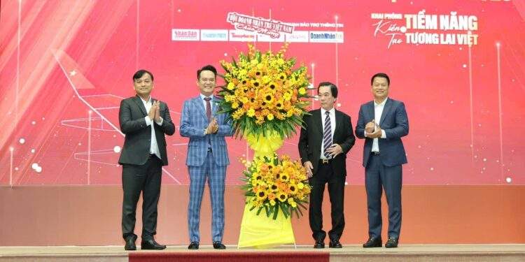 Làm sao để doanh nghiệp thích ứng nhanh với mô hình chính quyền mới?