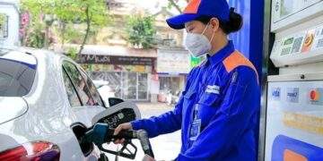 Lao dốc, giá dầu sẽ phá đáy trong tuần tới?