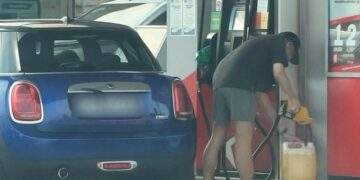 Malaysia probes viral image of Singapore luxury car refueling with subsidized fuel banned for foreigners
