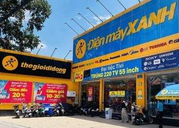 Mobile World to list 2 electronics chains by 2030