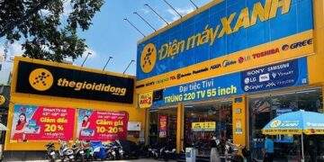 Mobile World to list 2 electronics chains by 2030