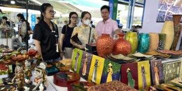 Ngành thủ công mỹ nghệ Hà Nội “đói” nguyên liệu