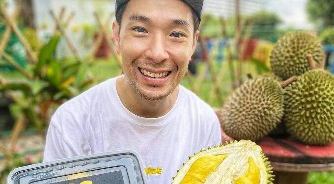 Singaporean actor Ben Yeo sells Musang King durians on TikTok