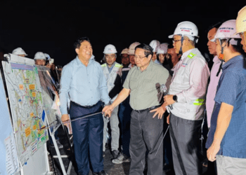 Thủ tướng kiểm tra công trường cầu Nhơn Trạch, thúc tiến độ các dự án trọng điểm phía Nam