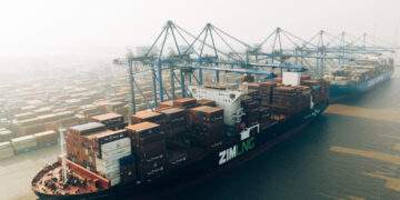 Trade talks with US must continue to achieve ‘most favorable’ deal: PM Chinh