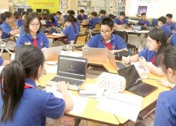 Trang bị kỹ năng số cho học sinh, giáo viên