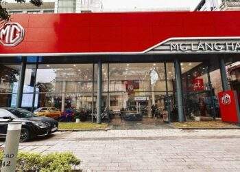 Trùm buôn xe Mercedes tại Việt Nam sắp đưa “át chủ bài” bán xe MG trở lại UPCoM, giá 20.000 đồng/cp