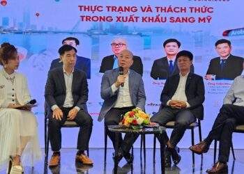 Từ nay đến 2026 xuất khẩu đồ gỗ, dệt may sang Mỹ có thể chậm lại