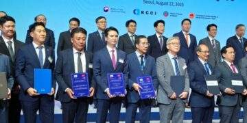 Việt Nam sắp thí điểm sàn giao dịch tài sản số, nhiều cổ phiếu tăng chóng mặt