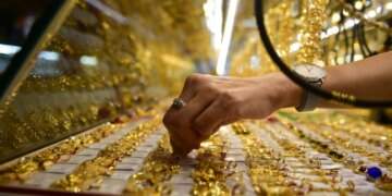Vietnam gold prices hit new record
