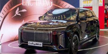 VinFast launches limited edition armored limousine for top leaders