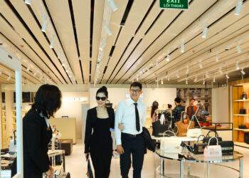 ‘Phố hàng hiệu’ duyên dáng Việt Nam giữa sân bay Tân Sơn Nhất