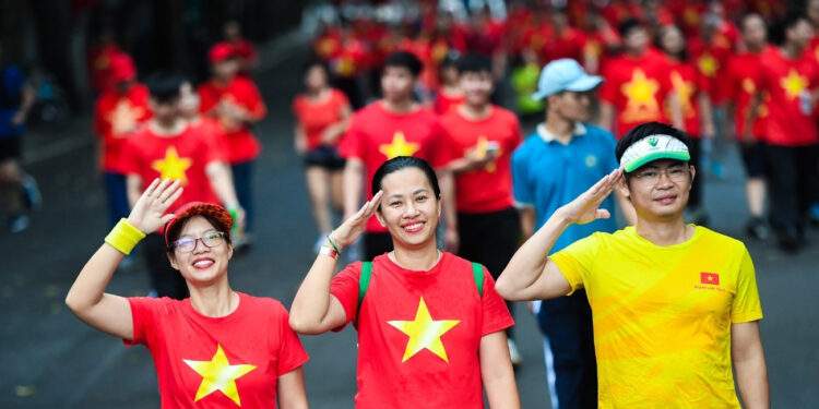 80 năm - Hành trình Việt Nam từ nước nghèo đến khát vọng thu nhập cao