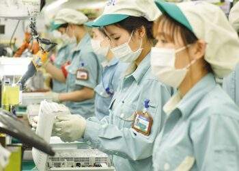 ADB lifts Vietnam GDP forecast to 6.7 per cent for 2025