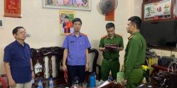 Bắt tạm giam, khám xét nơi ở của 2 lãnh đạo doanh nghiệp
